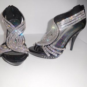 Delicacy Women's Rhinestone Stiletto Size 7